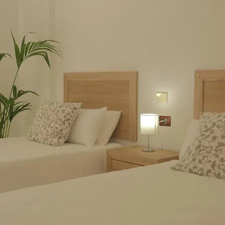 Piramides Apartment *