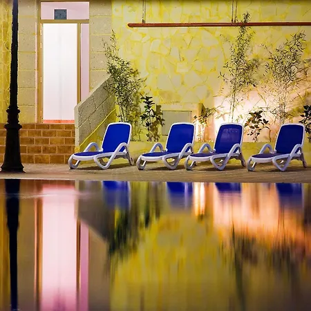 Piramides Apartment