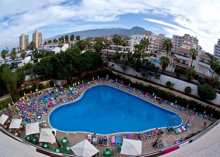 Piramides Costa Adeje