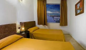 Apartment Piramides *