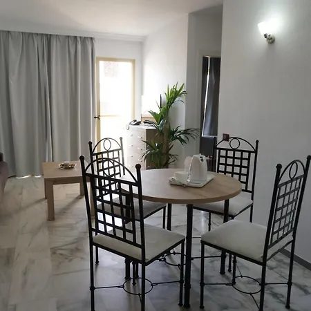 Piramides Appartement *