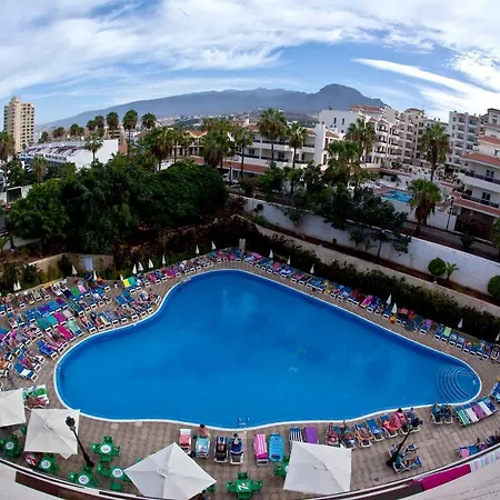 Piramides Playa de las Americas (Tenerife)