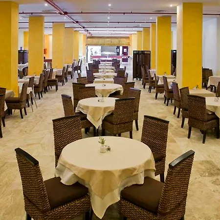 Piramides Costa Adeje (Tenerife)